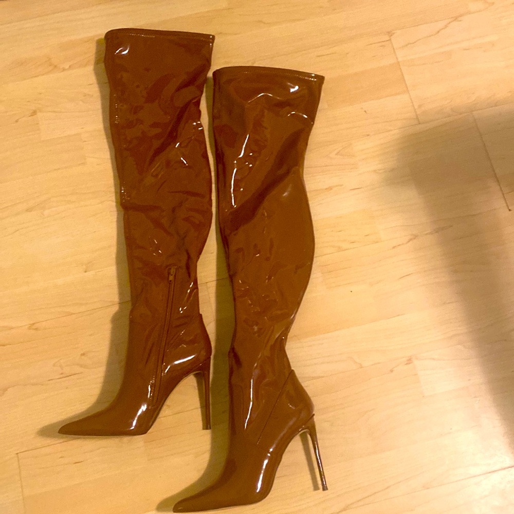 Steve Madden Patent Cognac patent leather boots